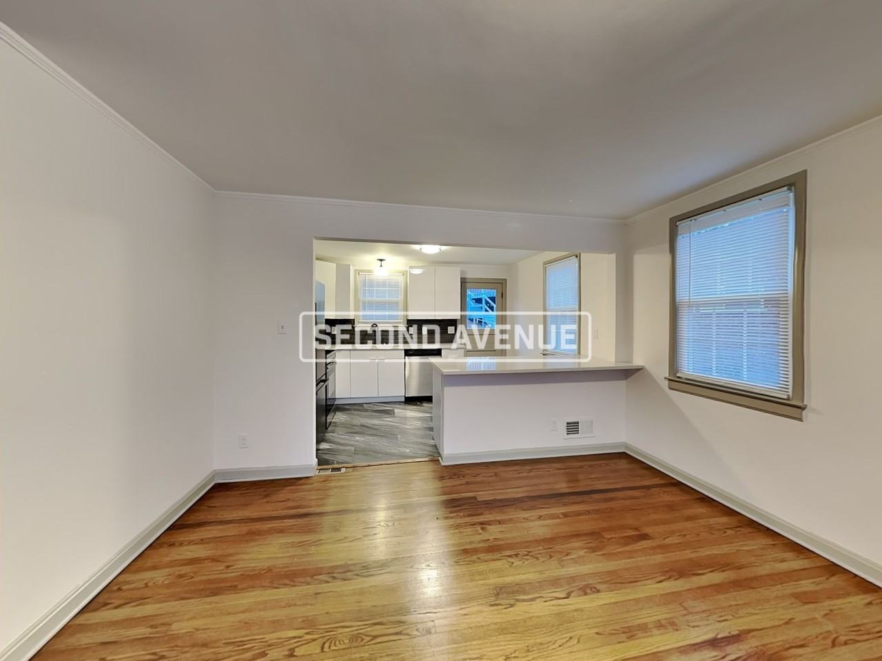 3062 Westwood Northern Blvd - Photo 5 of 18