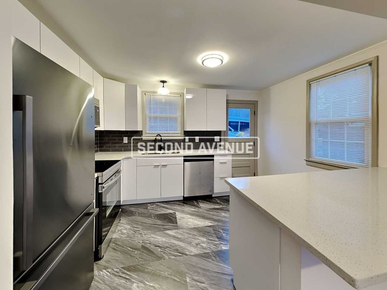 3062 Westwood Northern Blvd - Photo 7 of 18