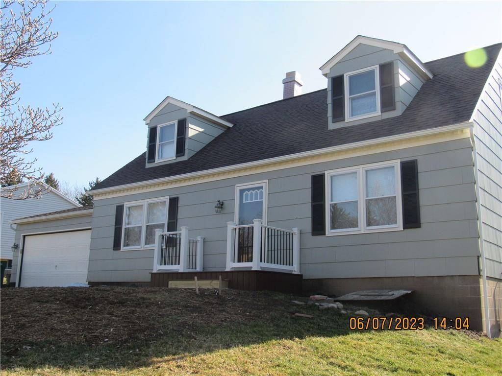 63 Beacon Hills Dr N - Photo 2 of 23