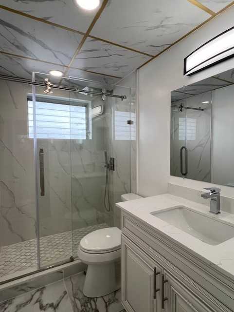1021 Crystal Lake Dr - Photo 3 of 15