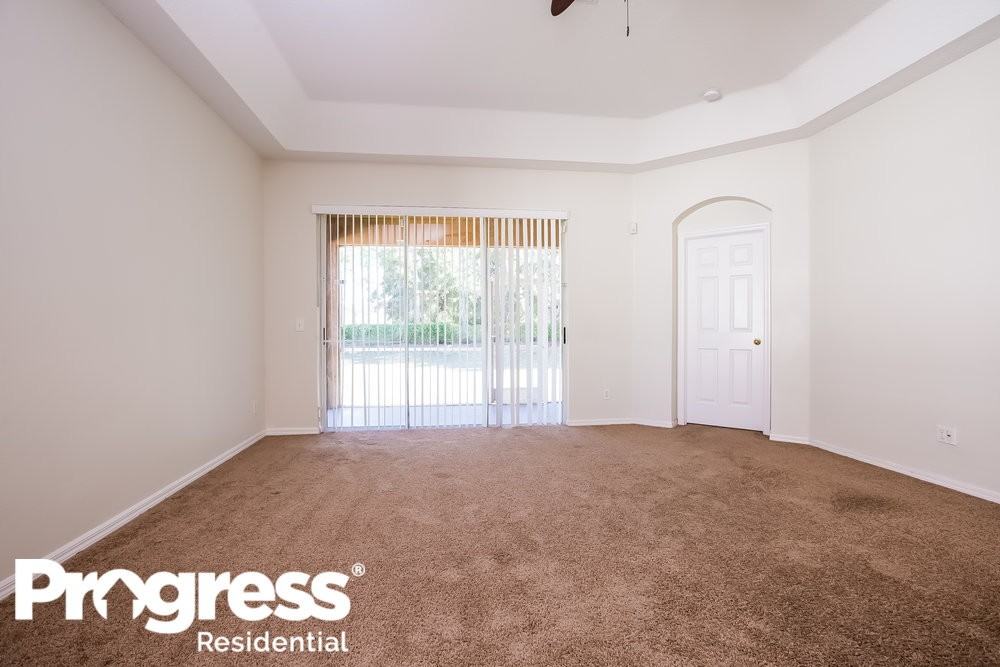 8215 Moccasin Trail Dr - Photo 3 of 14