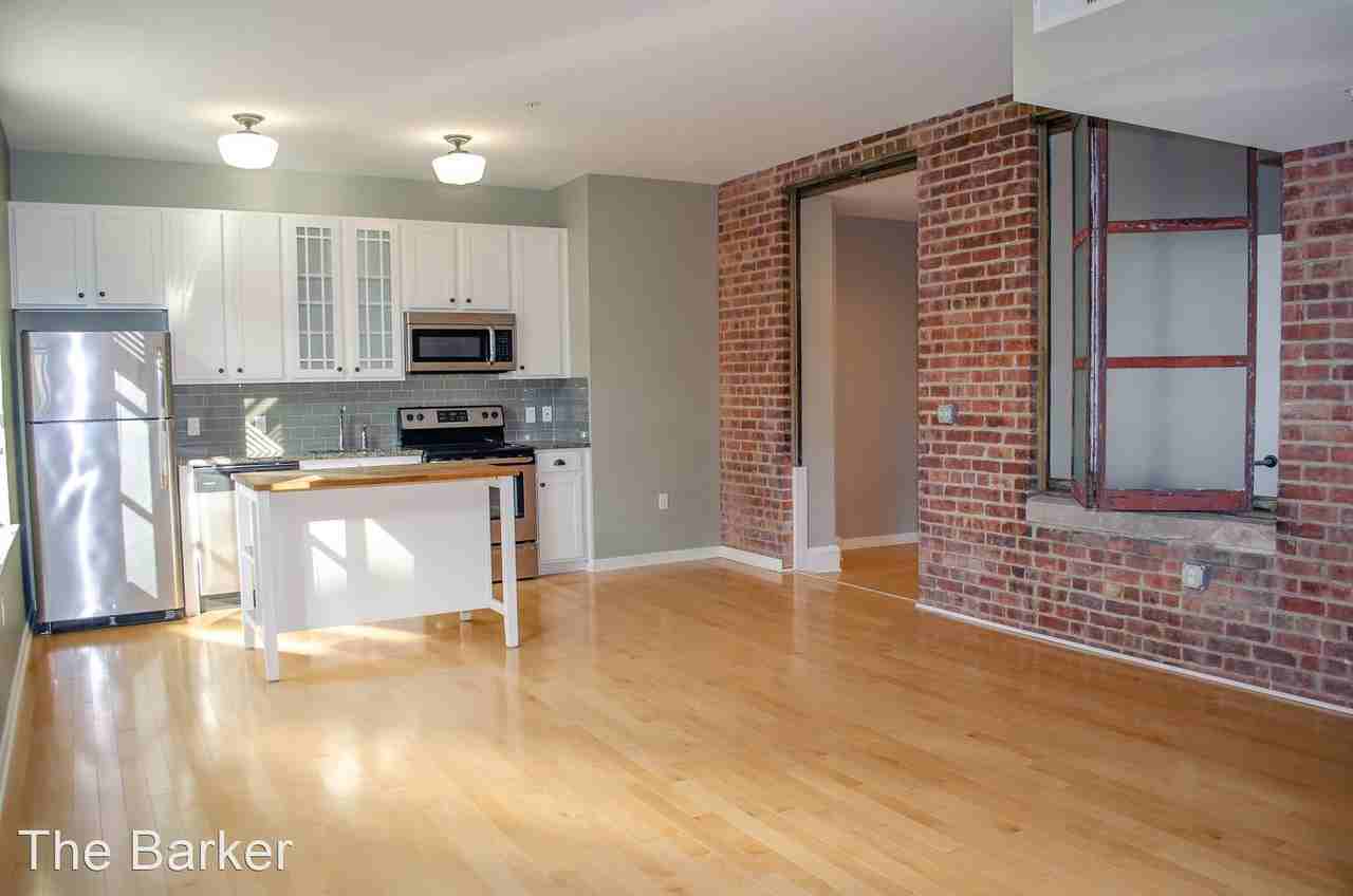 306 South 15th Street - Photo 2 of 21