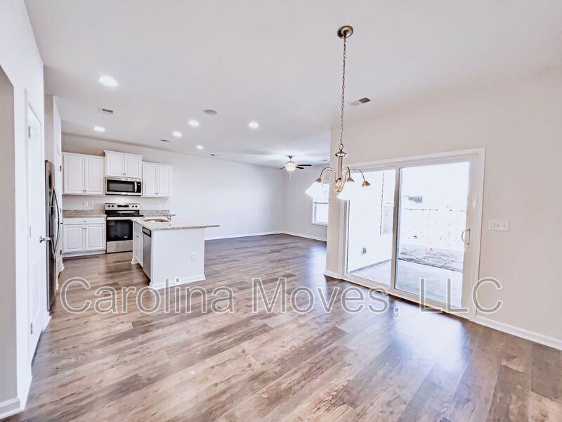 303 Trail Branch Ct - Photo 5 of 18