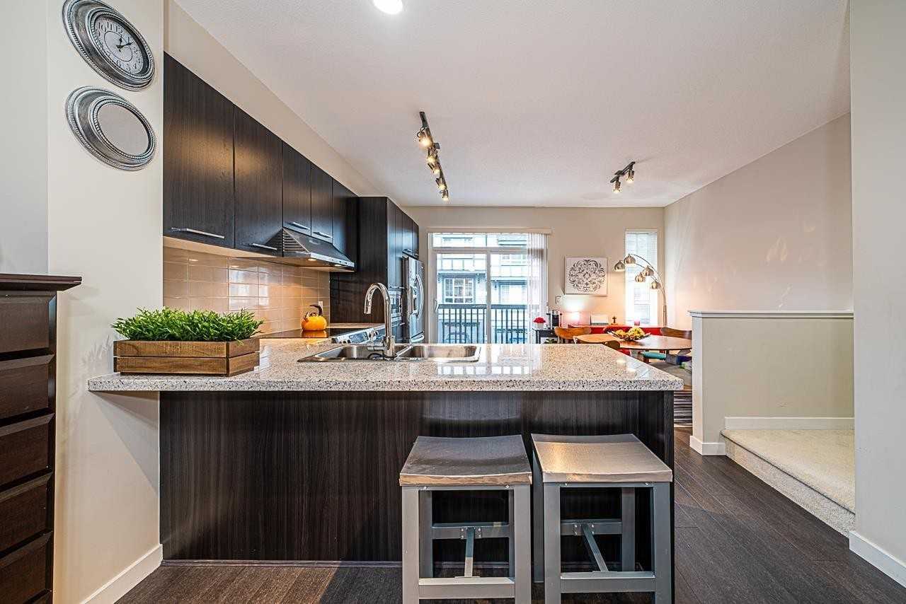 1338 Hames Crescent - Photo 2 of 28