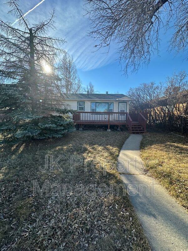 1012 7th Ave S - Photo 2 of 31