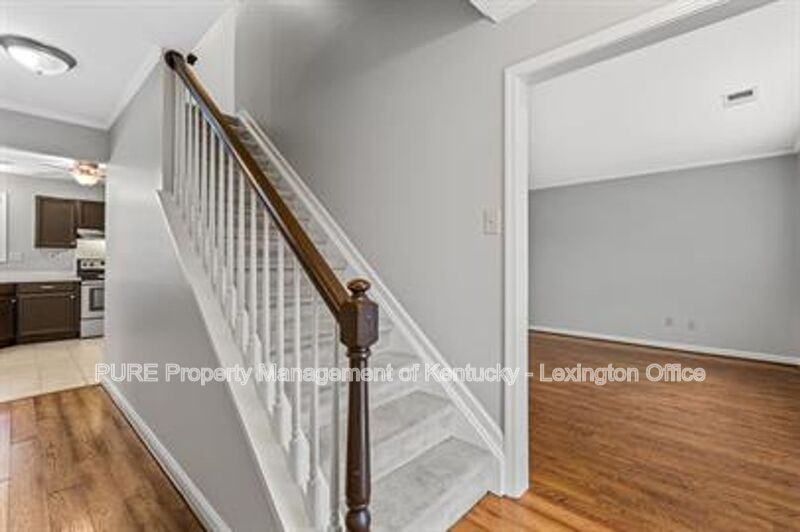 872 Burkewood Dr - Photo 3 of 30