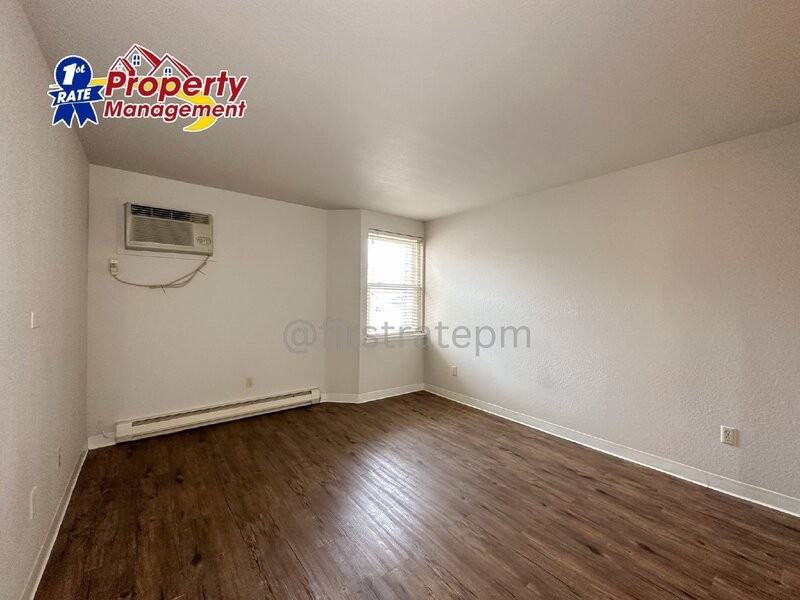 1680 N Phillippi St #116 - Photo 5 of 18