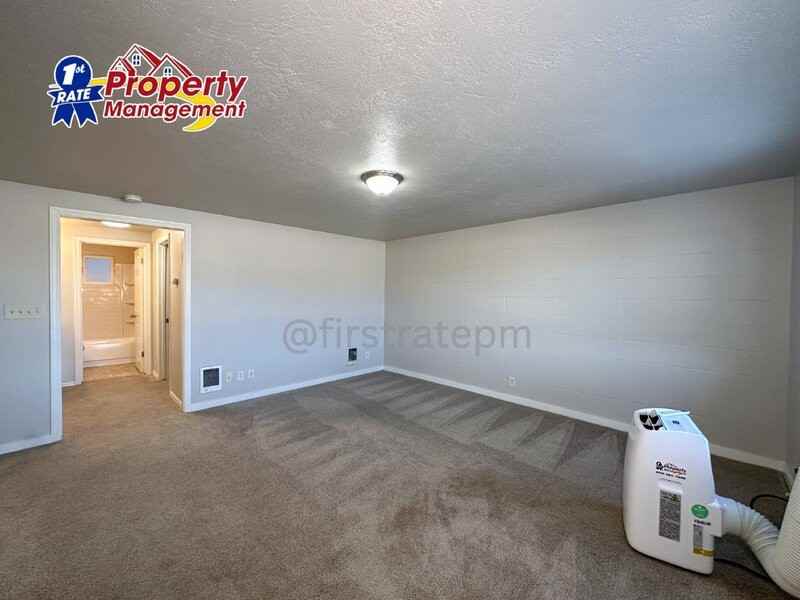 1205 W Beacon St - Photo 3 of 18