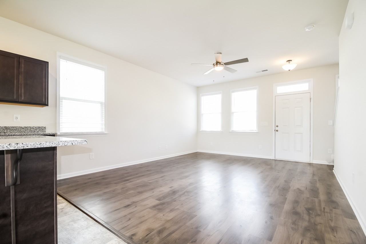 120 Valley Creek Dr - Photo 3 of 18