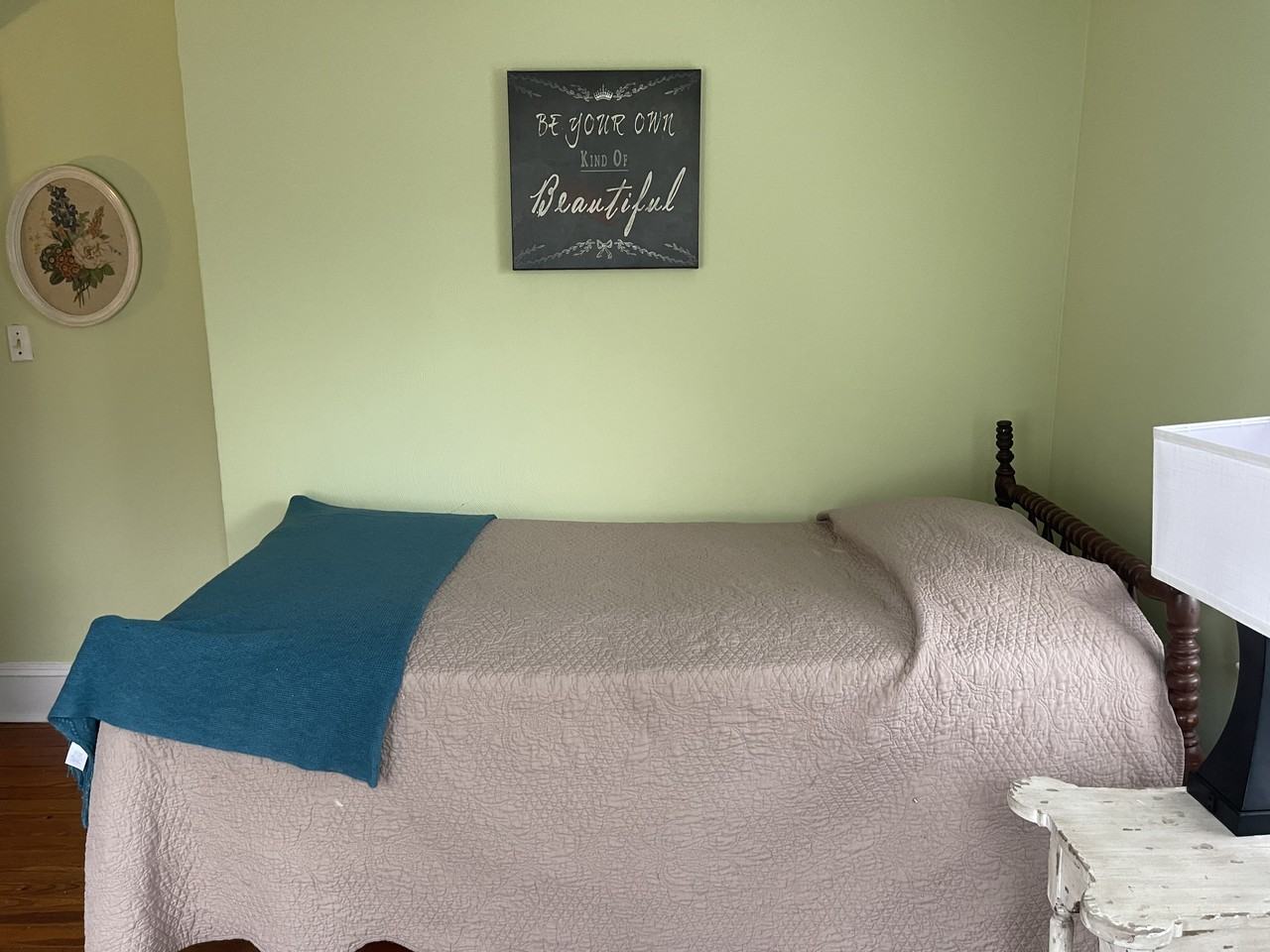 712 Michigan Avenue - Photo 3 of 4