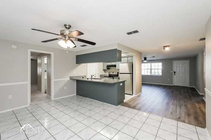6216 Appomattox Dr - Photo 3 of 17