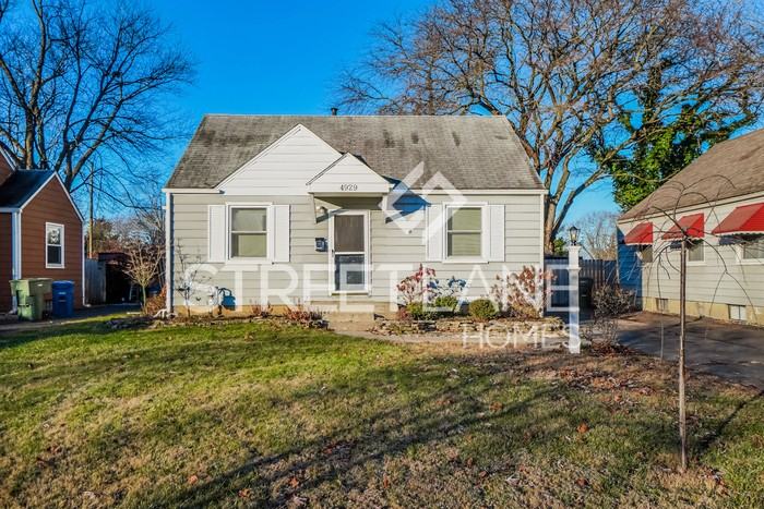 4929 Elks Dr - Photo 2 of 15