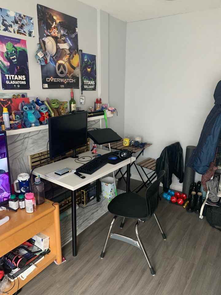 Lillooet St & E 20th Ave