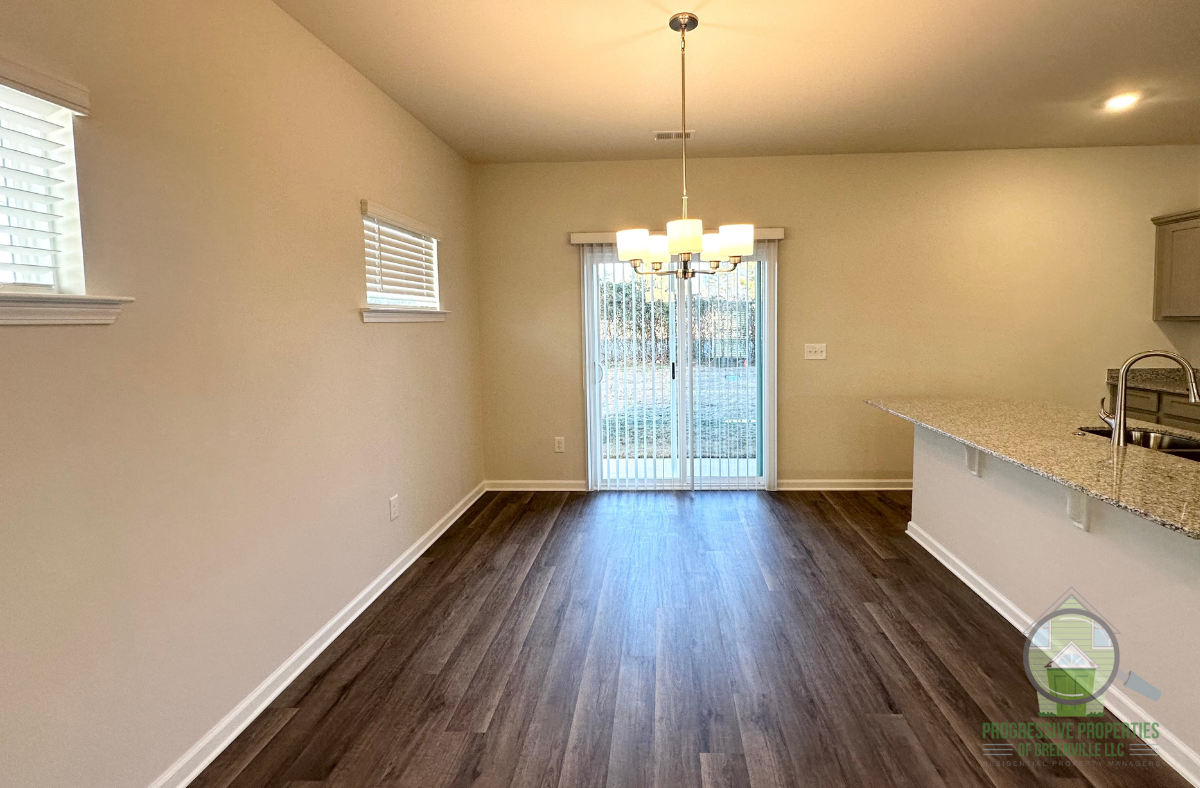 26 English Court - Photo 3 of 17