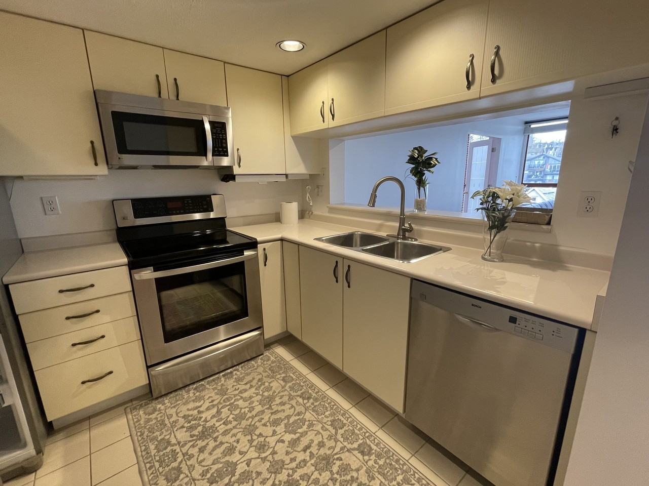 220 11th Street #1204 - Photo 3 of 27