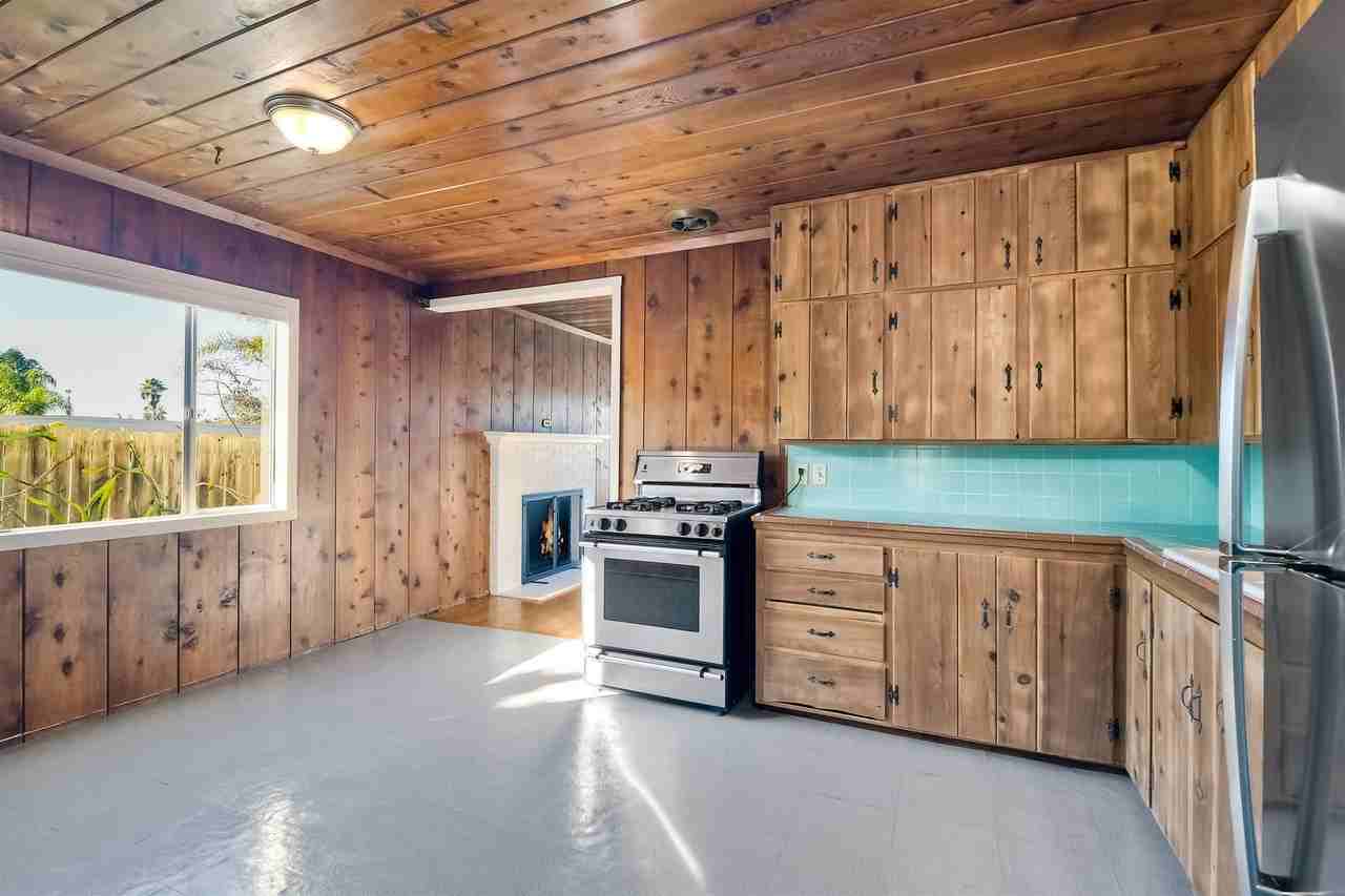 721 Arden Dr #1 - Photo 7 of 27