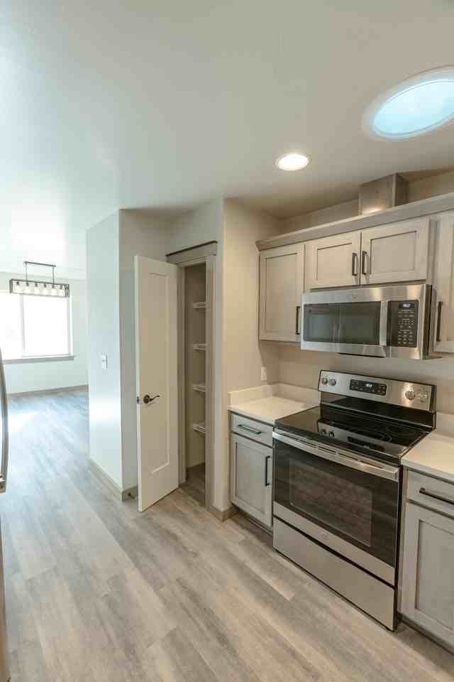 3910 St Marys - B #B - Photo 6 of 20