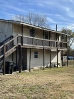 featured image of 1009 Compress St #C