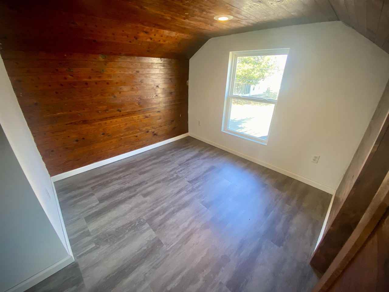 1825 Bloomfield Rd #3 - Photo 3 of 7