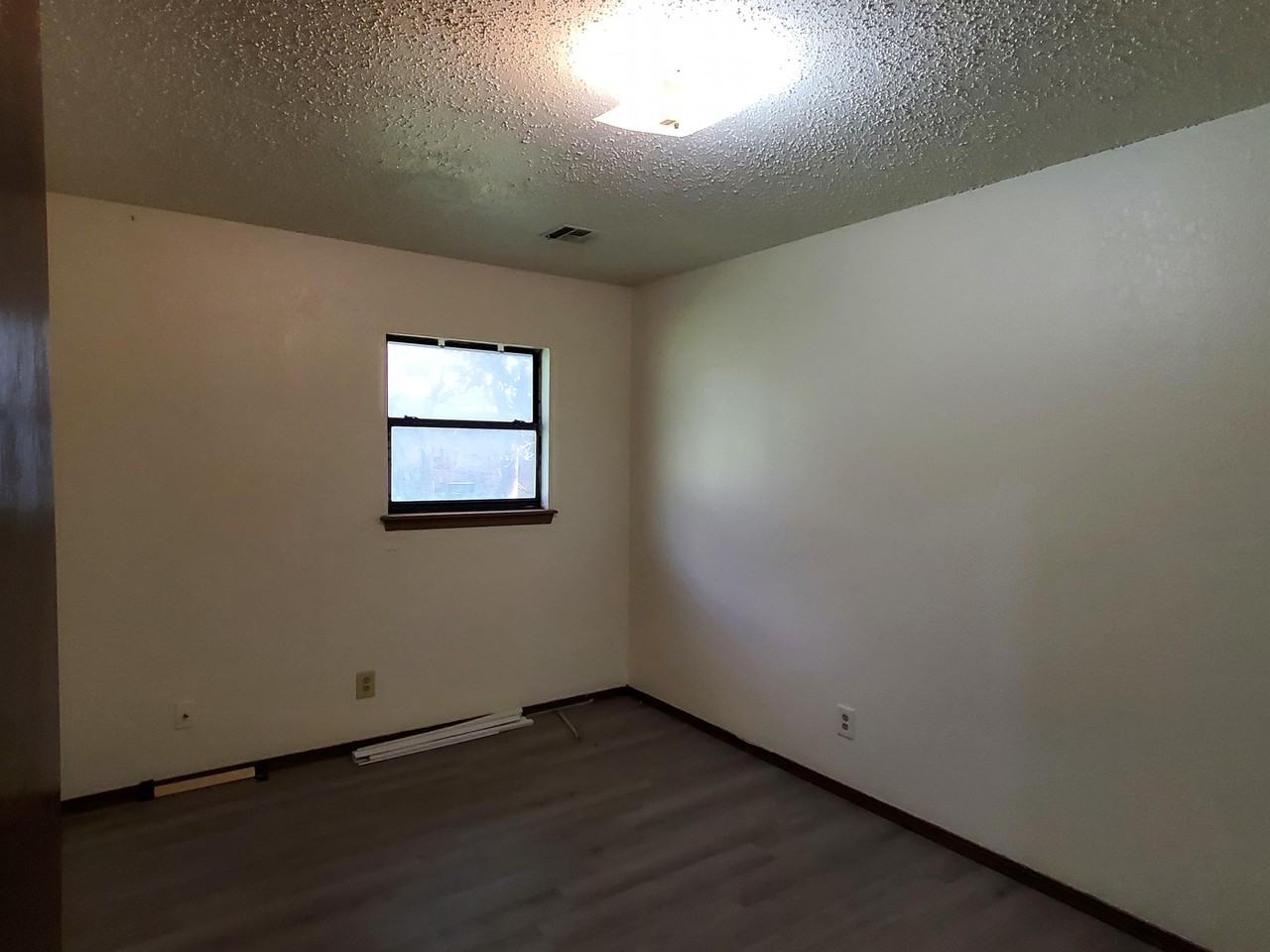 1306 Nancy Dr #1 - Photo 6 of 18