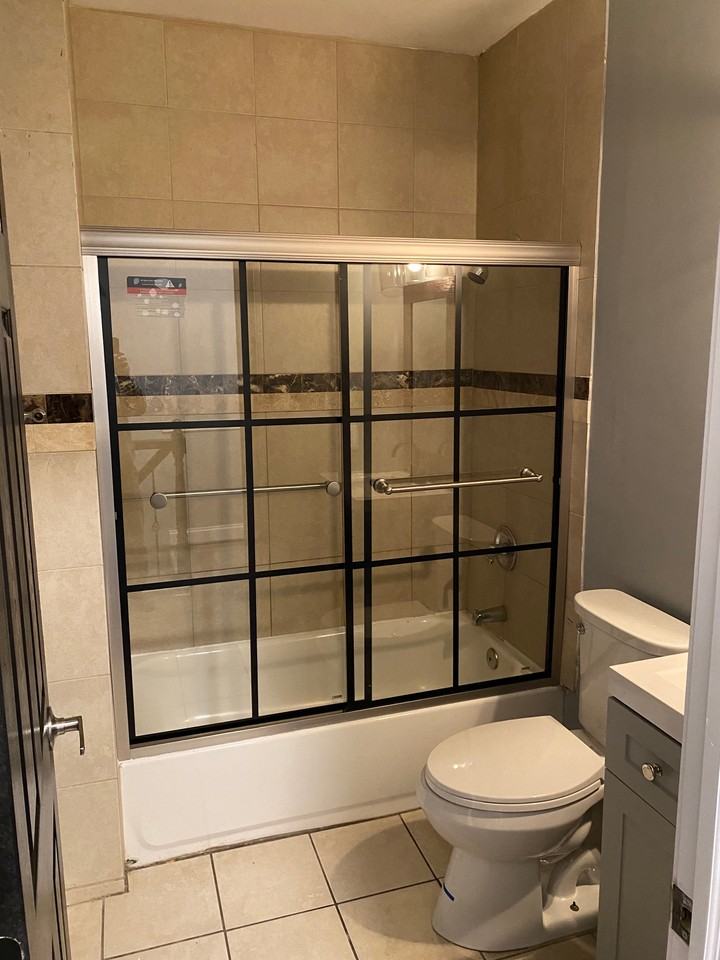 529 S Longwood Street - Photo 7 of 8