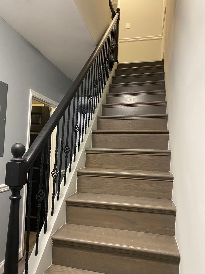 529 S Longwood Street - Photo 6 of 8