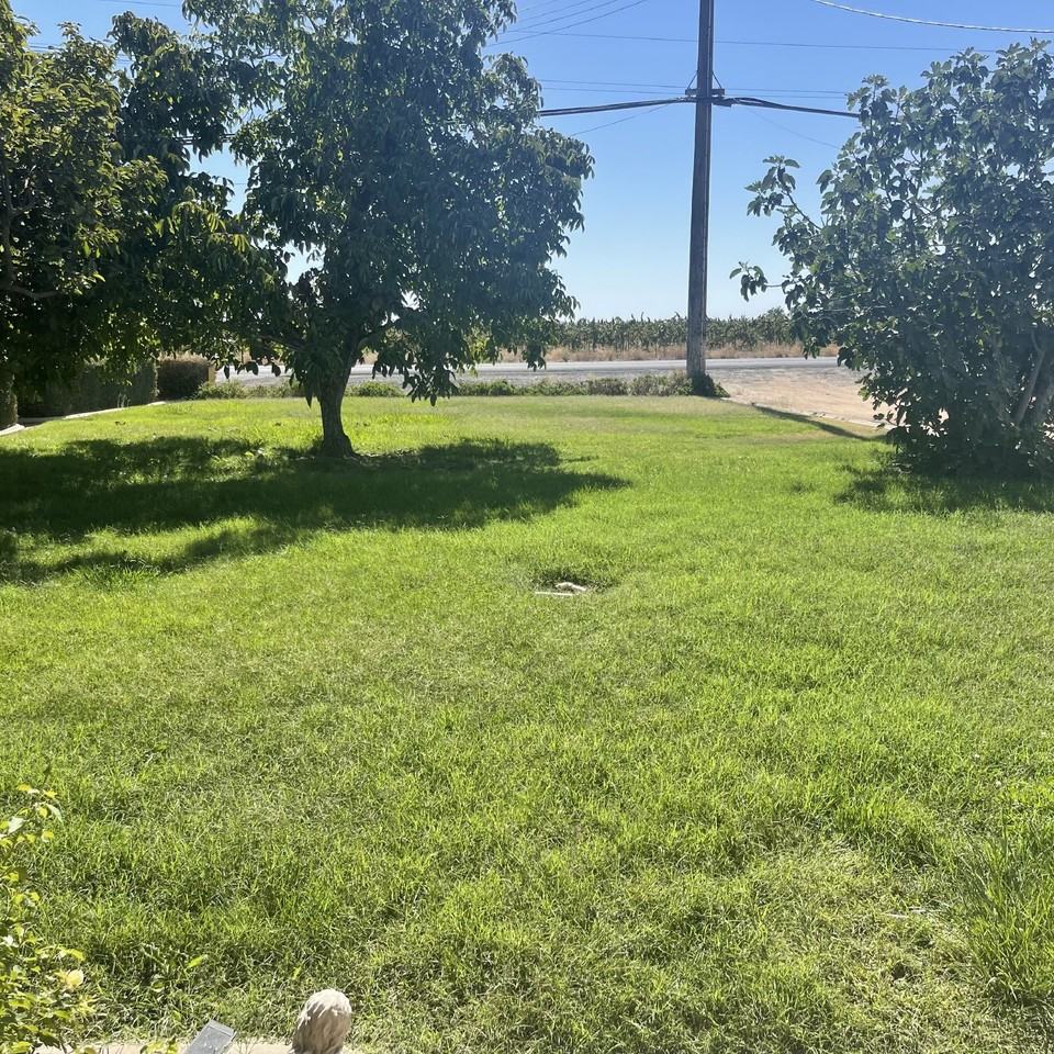 10679 E Peltier Rd - Photo 2 of 23