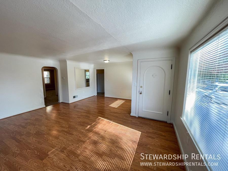 1790 Mill St - Photo 3 of 35