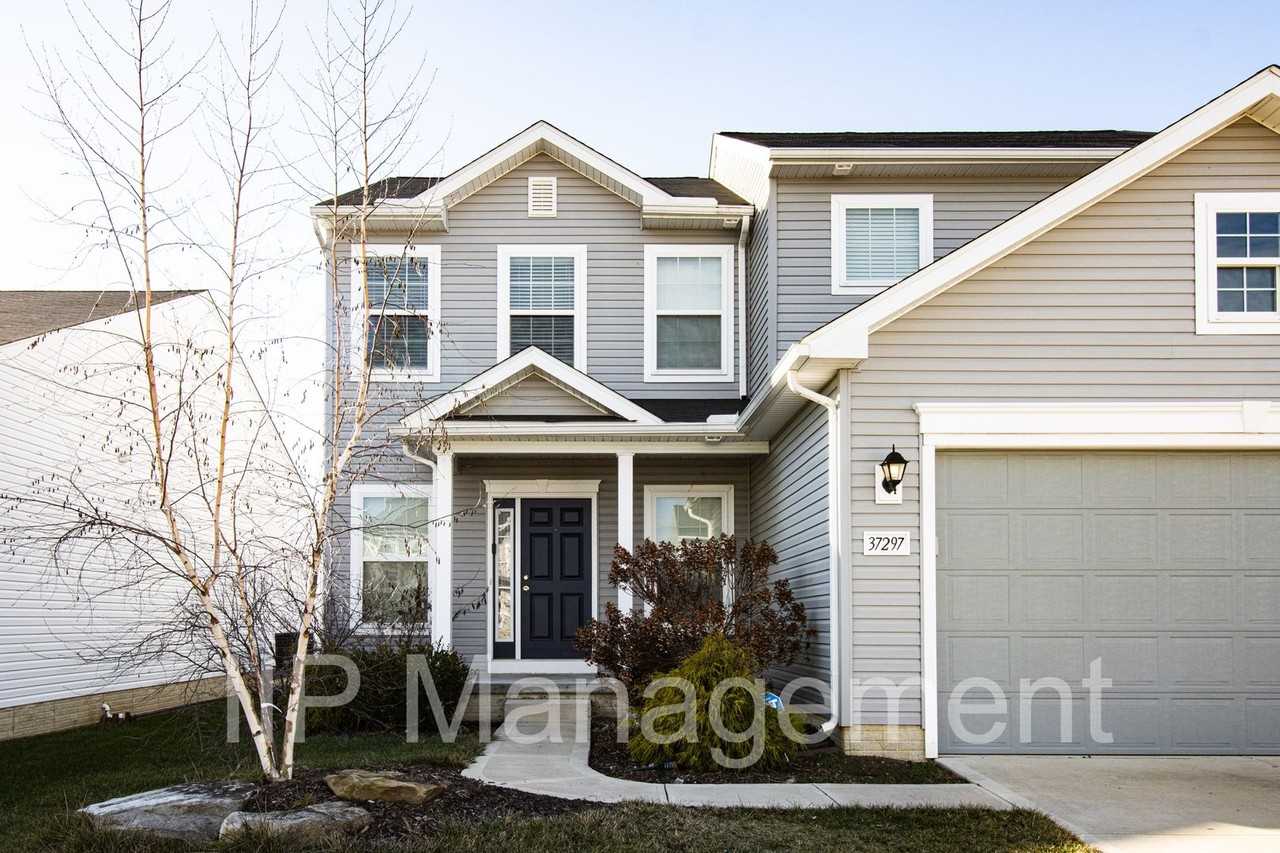 37297 Sandy Ridge Dr - Photo 2 of 24