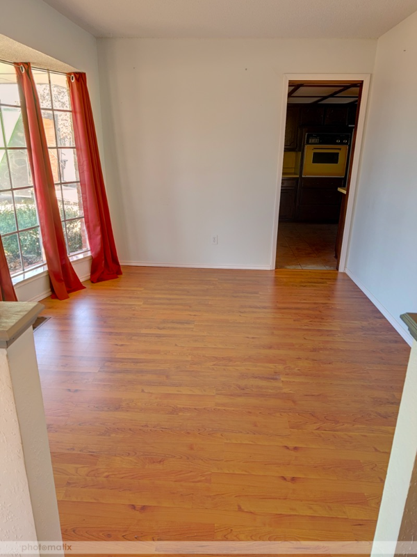 1244 Sue Ln - Photo 3 of 45