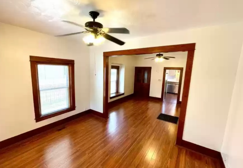 627 N 5th St - Photo 3 of 50