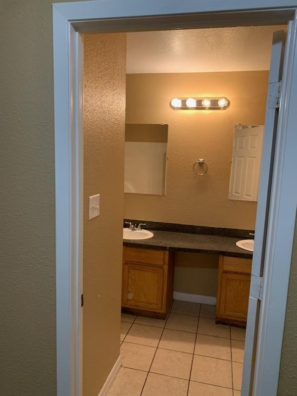 7621 County Road 2193 - Photo 7 of 14