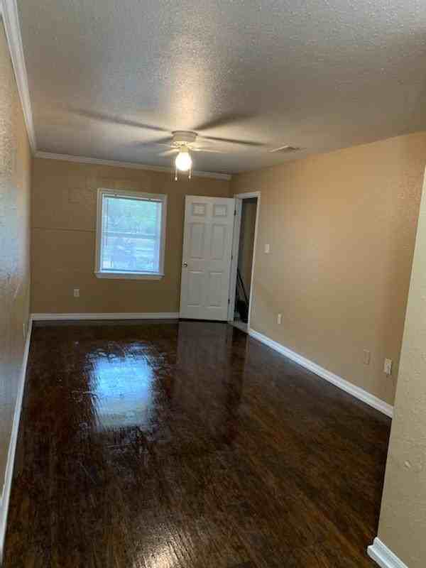 7621 County Road 2193 - Photo 4 of 14