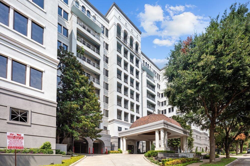 Rienzi at Turtle Creek - Photo 7 of 45