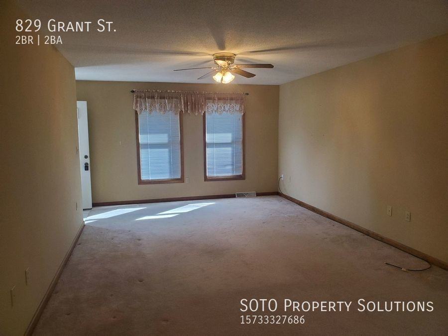 829 Grant St - Photo 2 of 11
