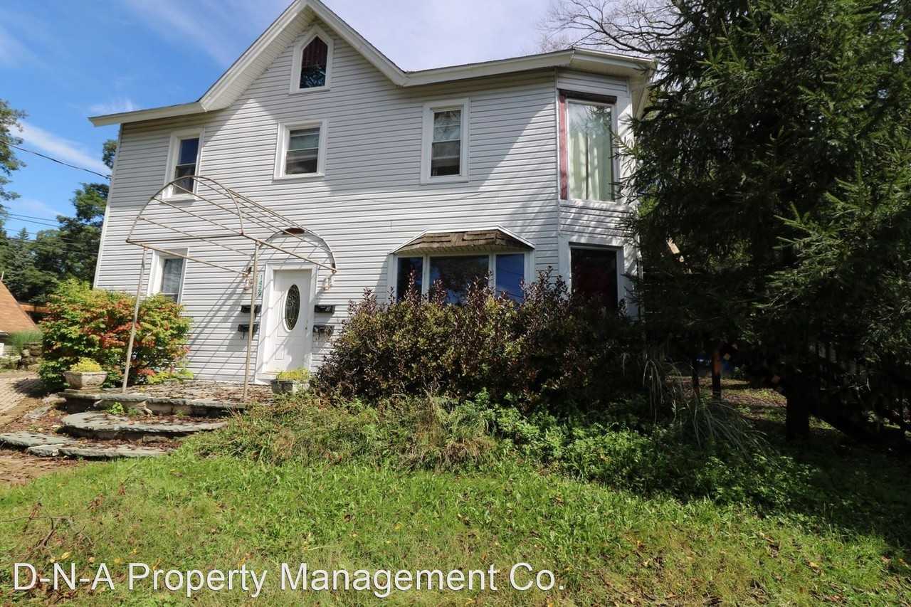 1429 Pocono Blvd - Photo 3 of 22