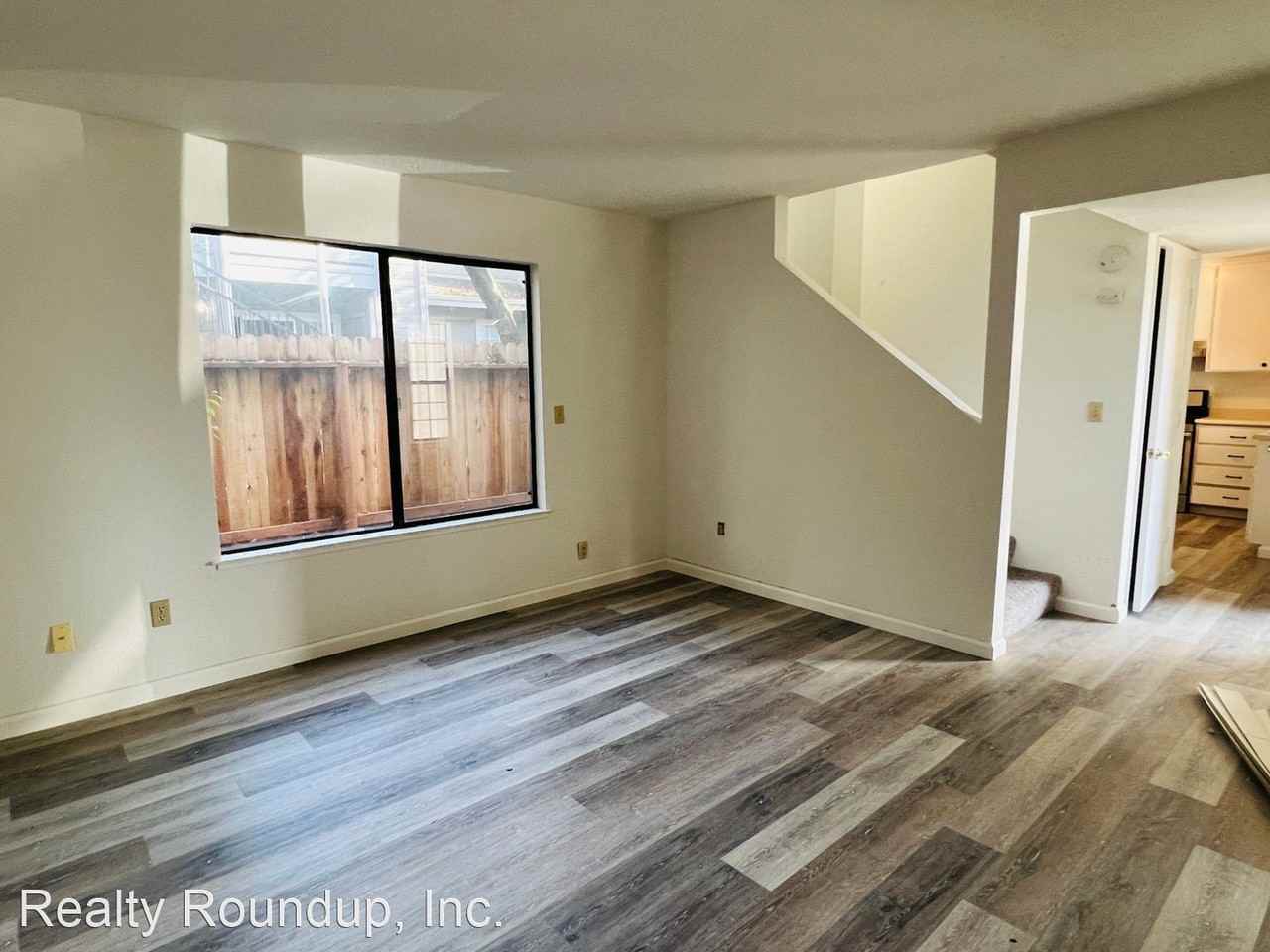 9163 Elk Grove Blvd - Photo 3 of 11