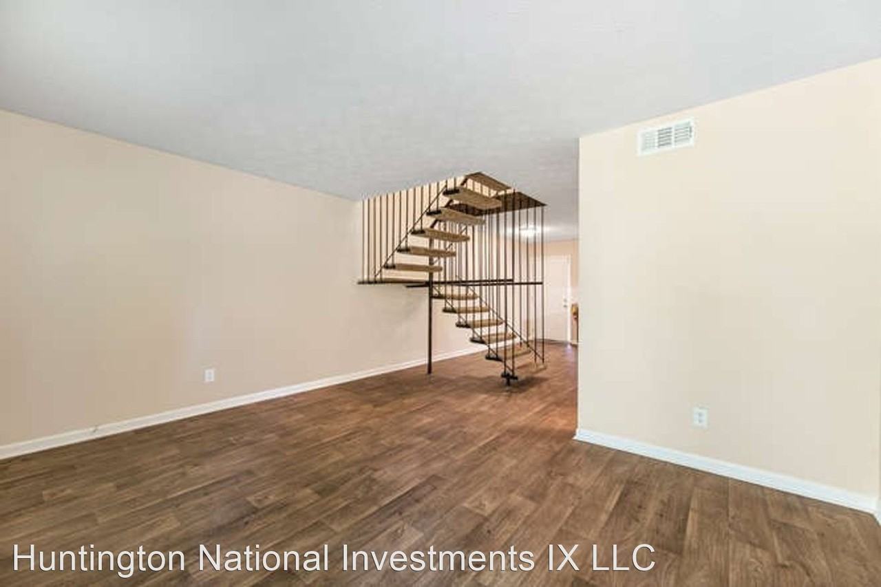 481 Moore St. & College Walk - Photo 2 of 16