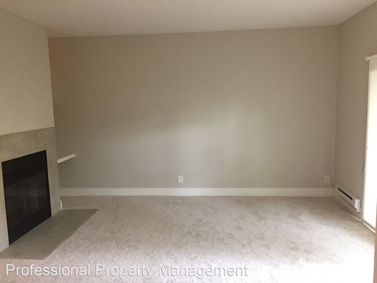 173 Shoreline Ct - Photo 2 of 6