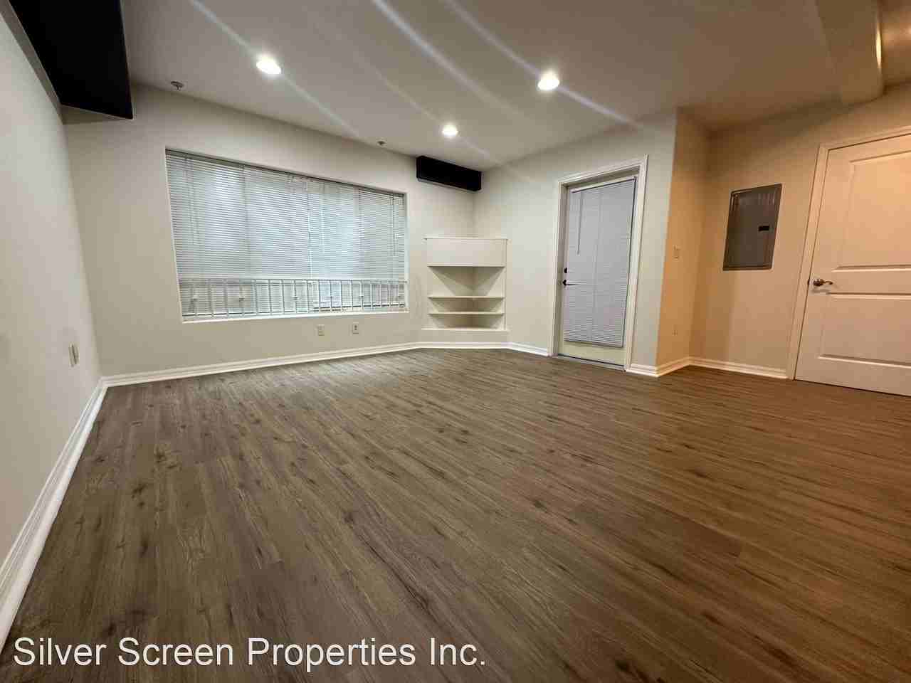 8241 Blackburn Ave. - Photo 2 of 21