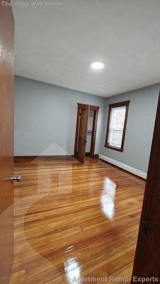 308 Spring Street Ext - Photo 4 of 7