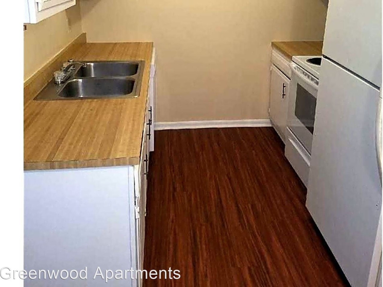 2439 Green River Rd - Photo 2 of 19