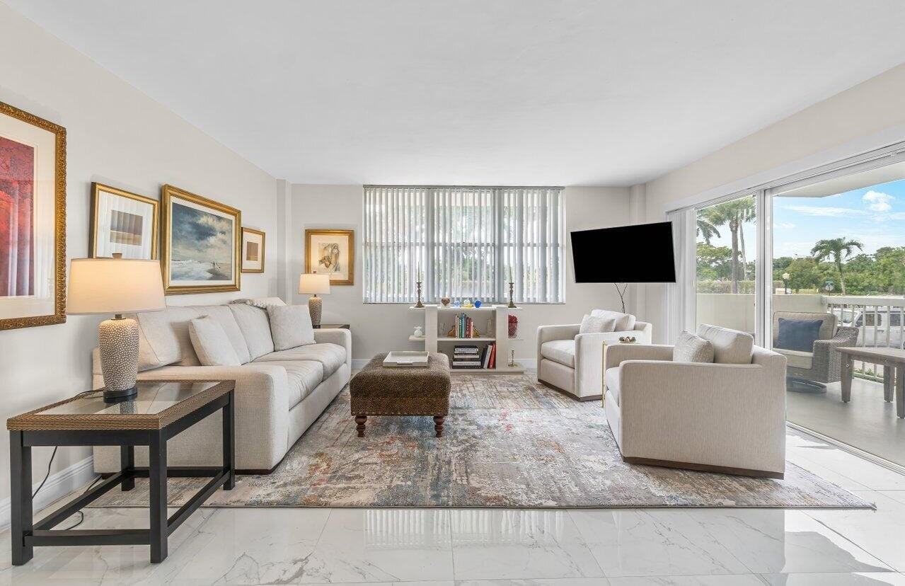 2600 N Flagler Dr - Photo 3 of 8