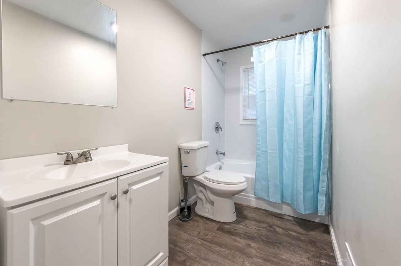 Windsor Rd - Photo 4 of 8