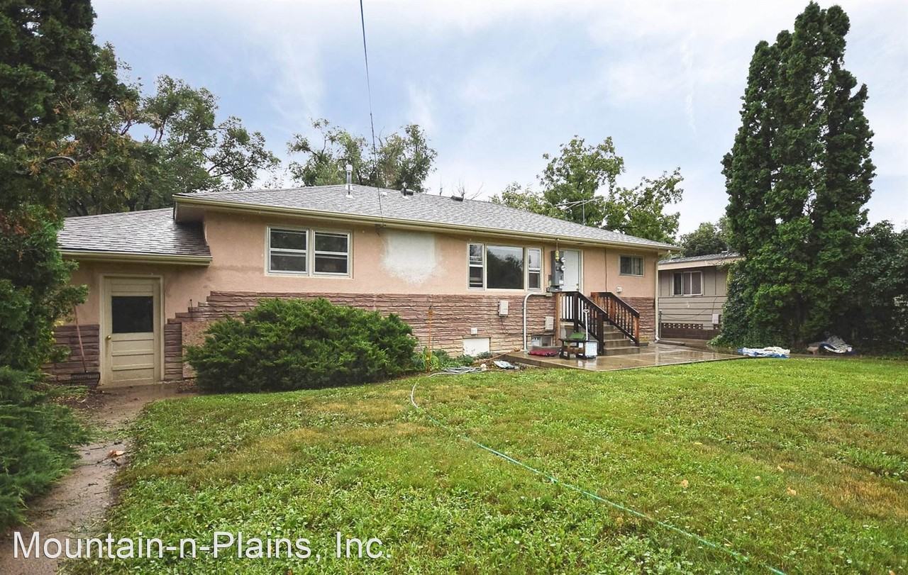 515 & 515 1/2 S. Grant Avenue - Photo 3 of 24