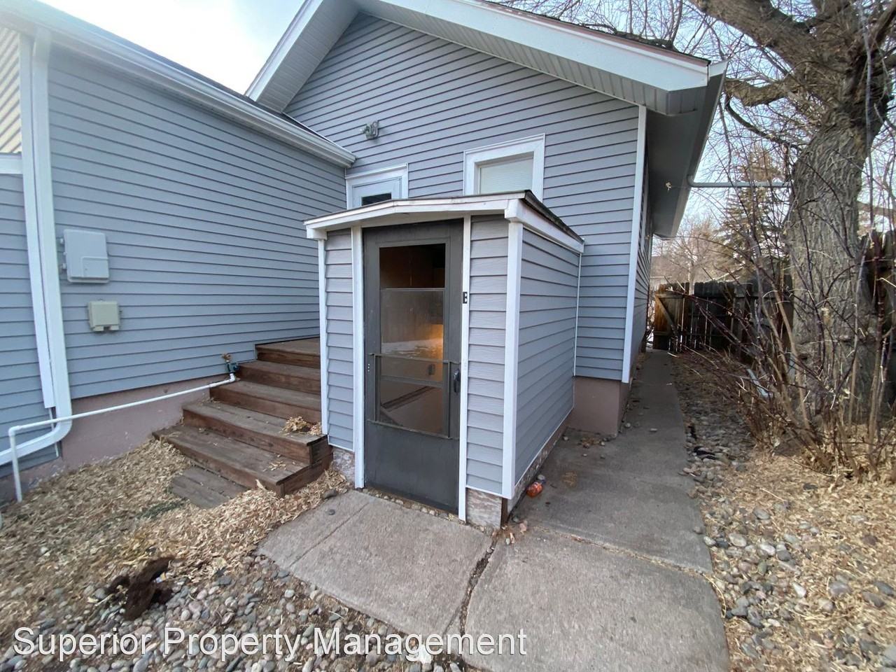 1011 W 29th St - Photo 3 of 17