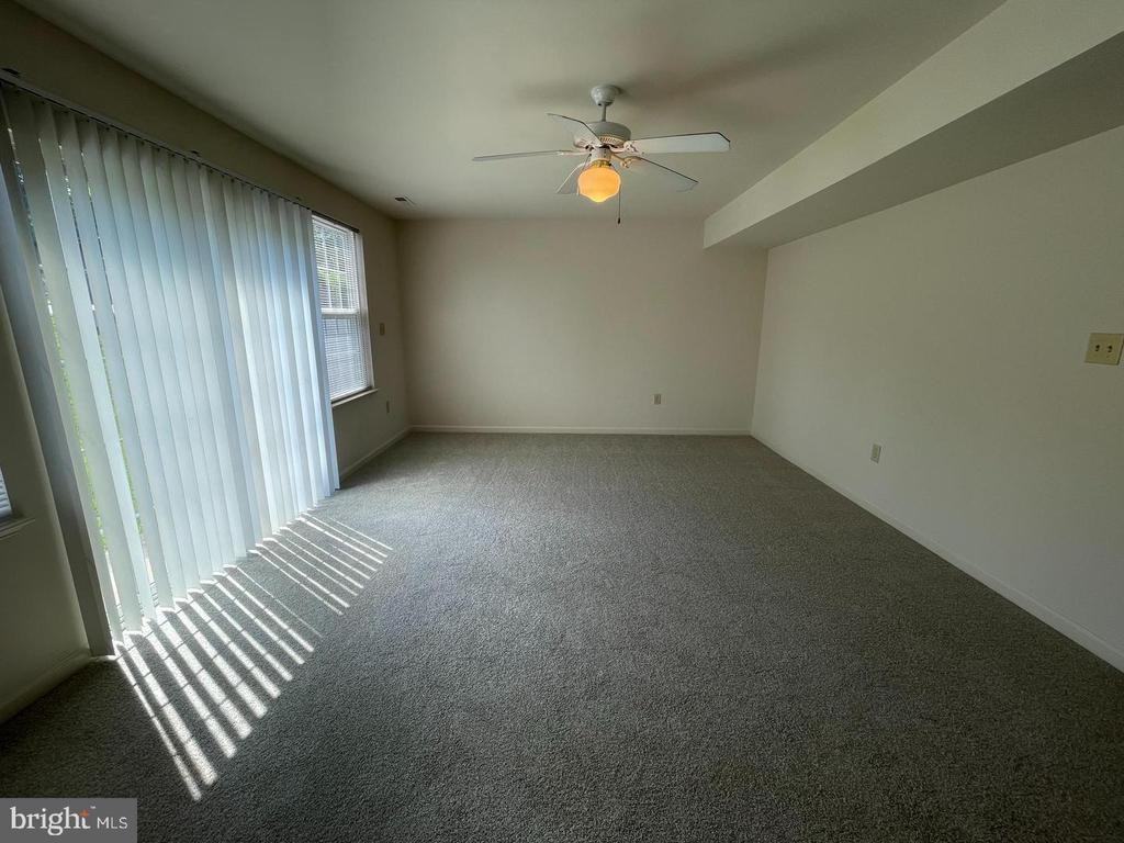 24 Belladonna Ln - Photo 2 of 12