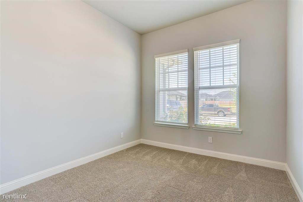 23715 Ruby Bramble Trl - Photo 2 of 4