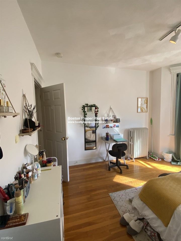 69 Park Dr - Photo 3 of 14