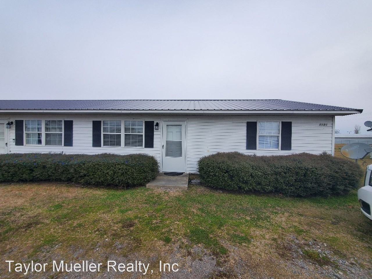 1134 W Grubb St - Photo 2 of 13